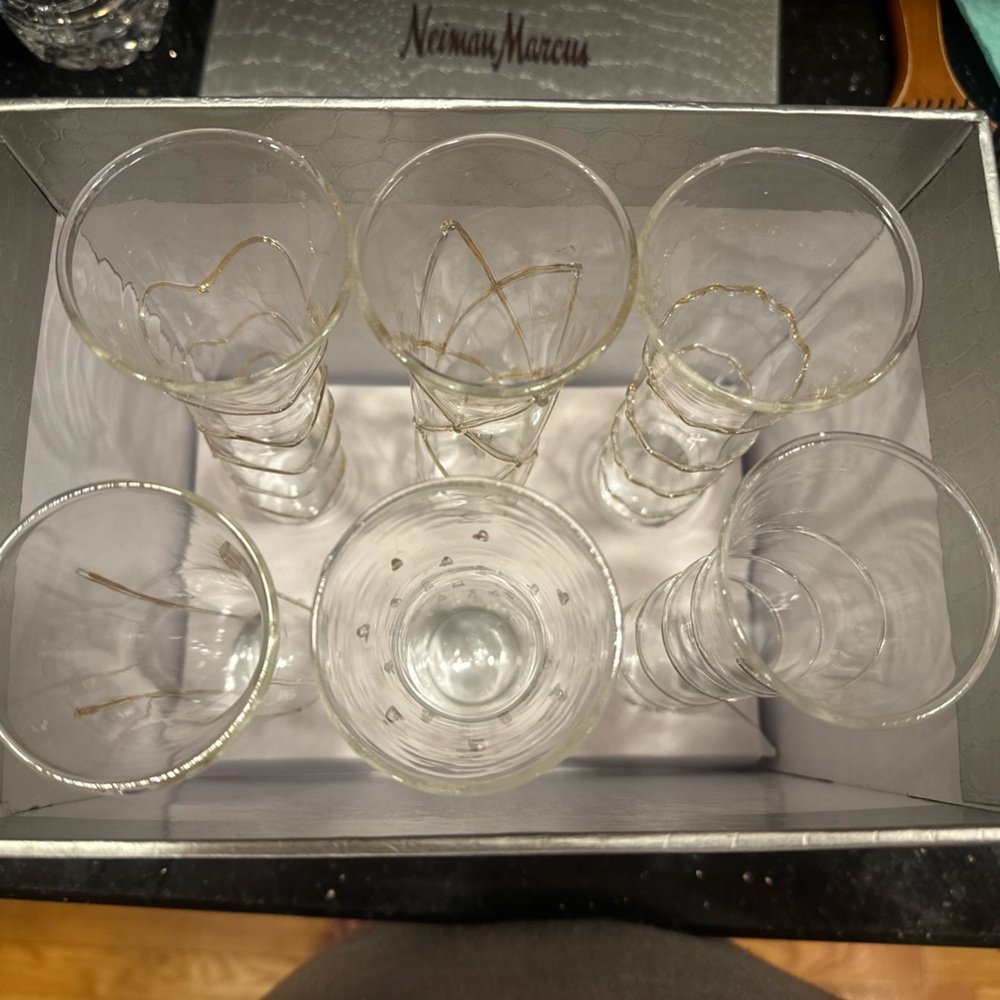 Razzle Dazzle Champagne Flutes with Clear Accents, Set of 6